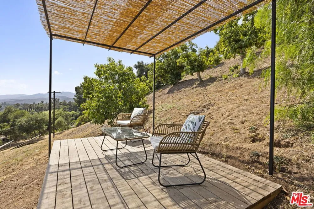 1131 Rancho Drive Ojai, CA 93023