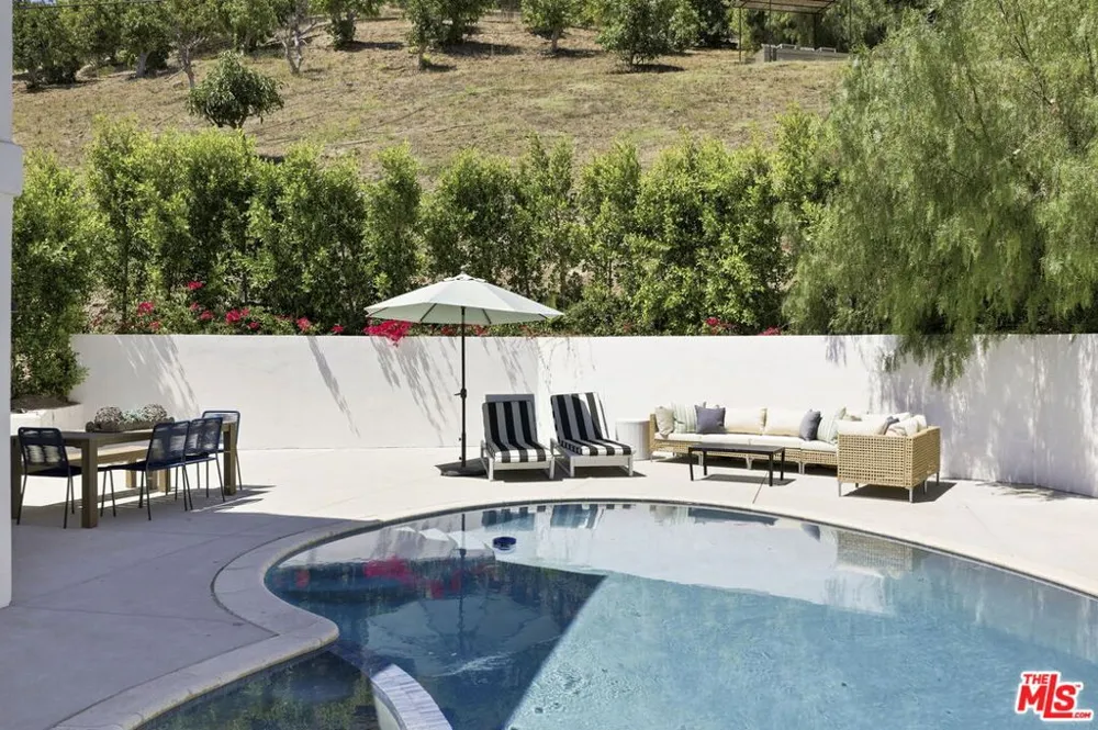 1131 Rancho Drive Ojai, CA 93023