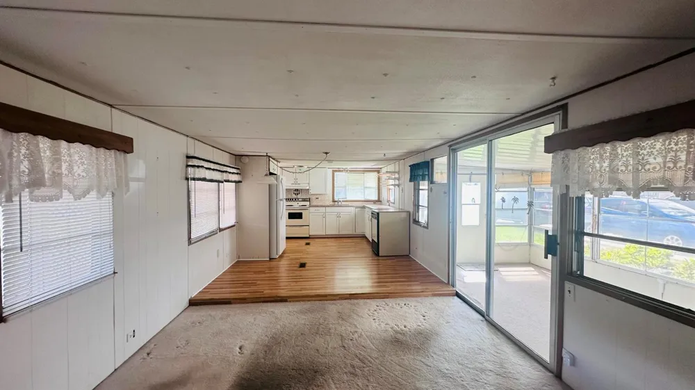 8379 SE Eagle Avenue Hobe Sound, FL 33455