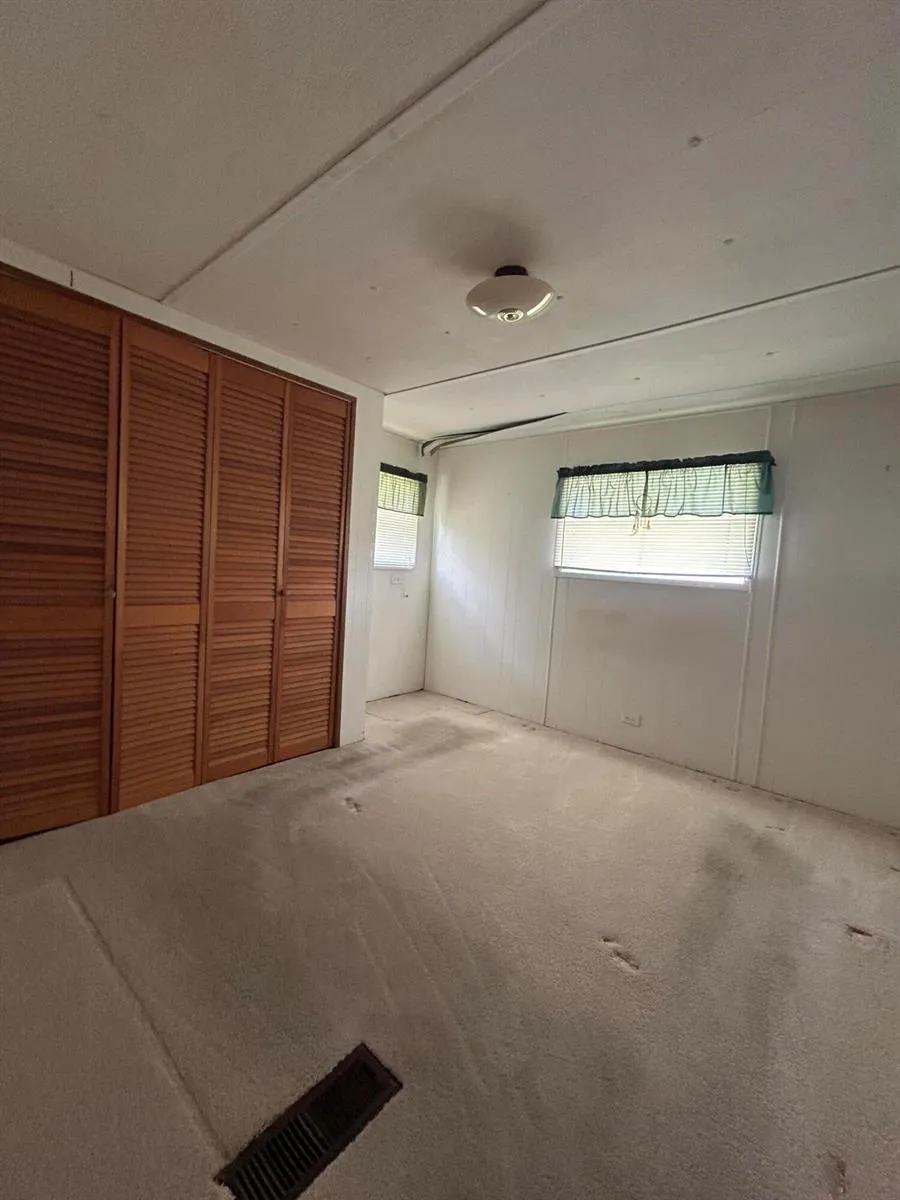 8379 SE Eagle Avenue Hobe Sound, FL 33455