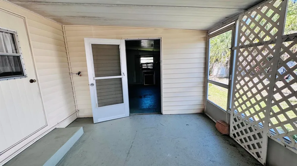 8379 SE Eagle Avenue Hobe Sound, FL 33455