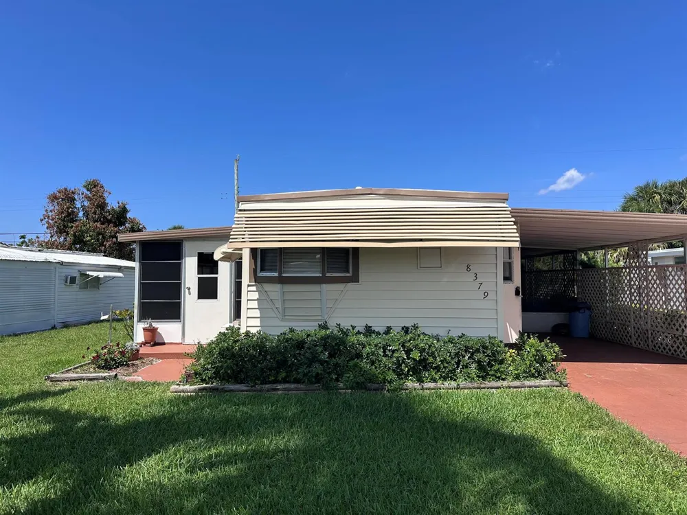 8379 SE Eagle Avenue Hobe Sound, FL 33455