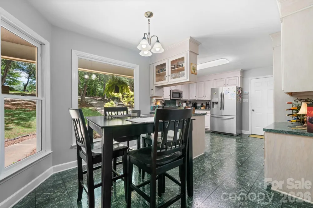 4093 Fairview Drive Maiden, NC 28650