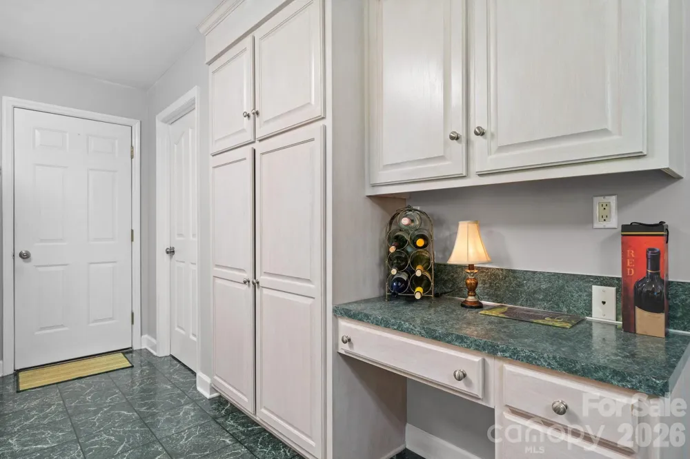 4093 Fairview Drive Maiden, NC 28650