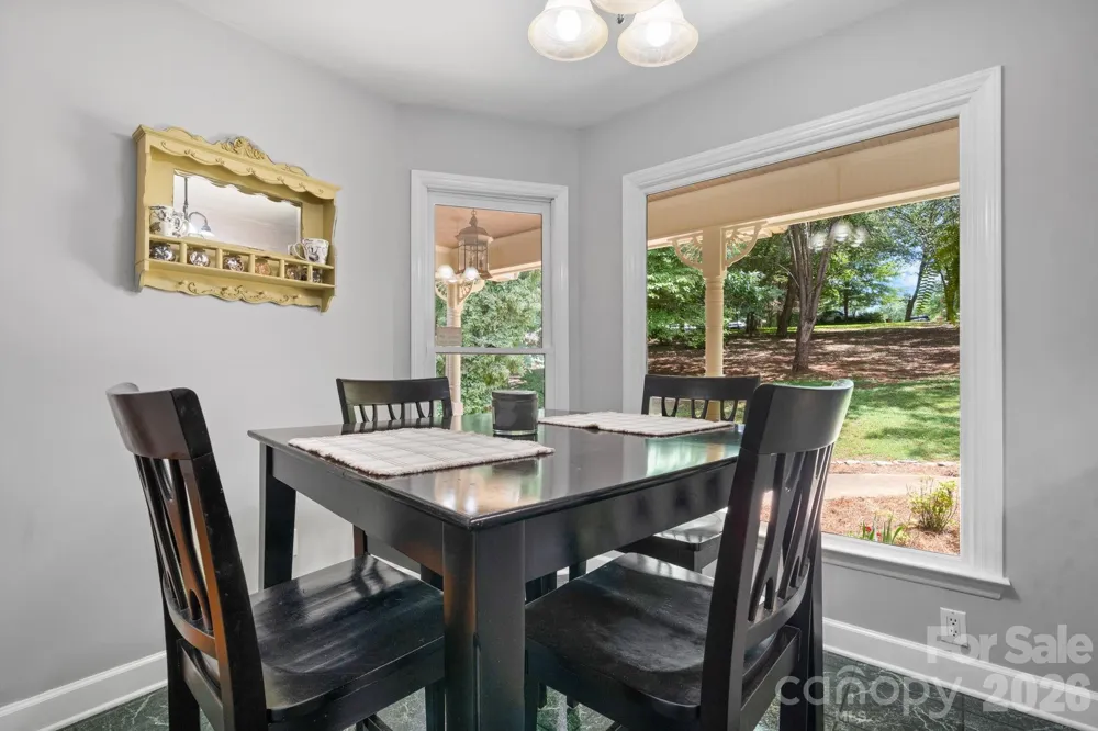 4093 Fairview Drive Maiden, NC 28650
