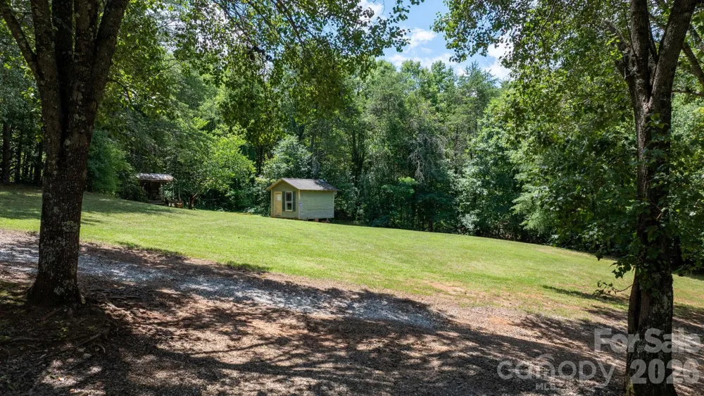 4093 Fairview Drive Maiden, NC 28650