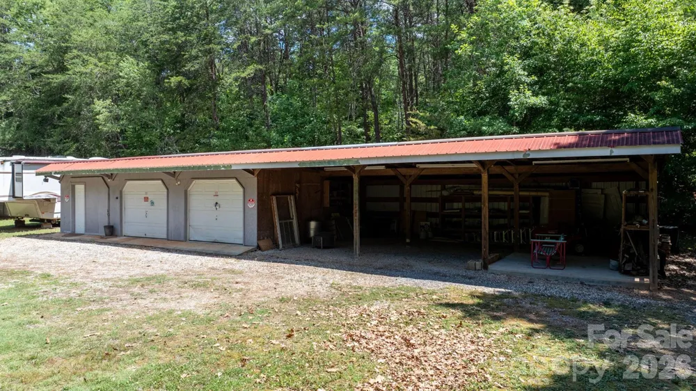 4093 Fairview Drive Maiden, NC 28650