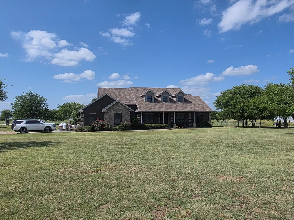 204 Jermyn Road Jermyn, TX 76459