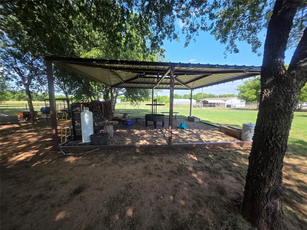 204 Jermyn Road Jermyn, TX 76459