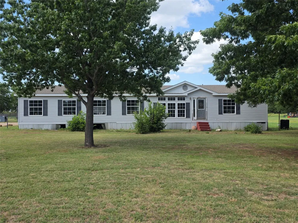 204 Jermyn Road Jermyn, TX 76459