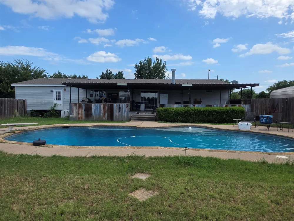 204 Jermyn Road Jermyn, TX 76459