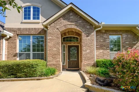 811 Cathedral Court