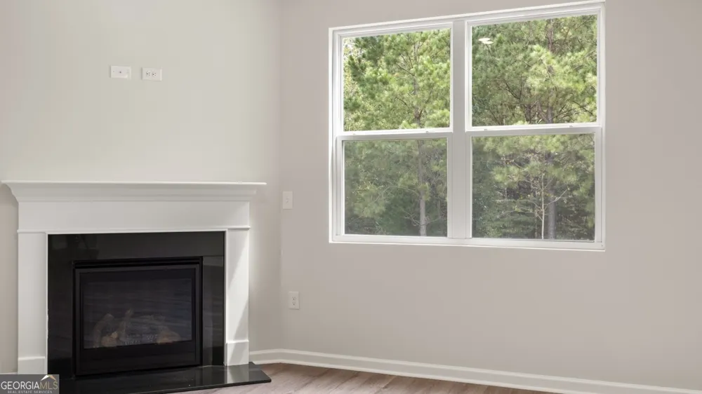 242 Defilippe DR Statham, GA 30666