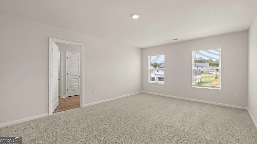 242 Defilippe DR Statham, GA 30666