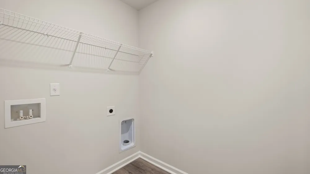 242 Defilippe DR Statham, GA 30666