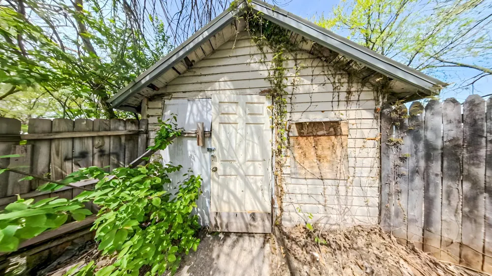 320 3rd Street Le Sueur, MN 56058