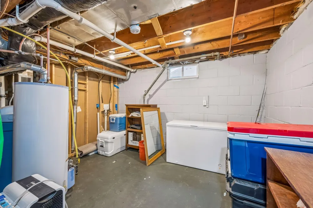 213 Queen Avenue NW Silver Lake, MN 55381