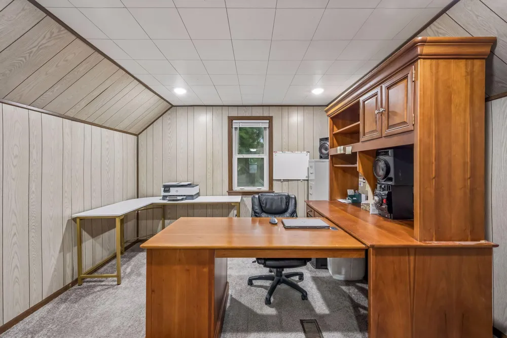 213 Queen Avenue NW Silver Lake, MN 55381
