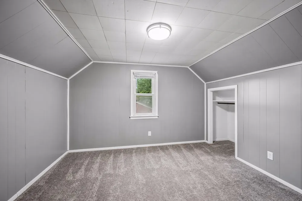 213 Queen Avenue NW Silver Lake, MN 55381