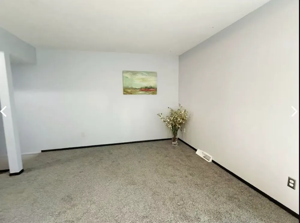 2342 Dorland Drive Maplewood, MN 55119