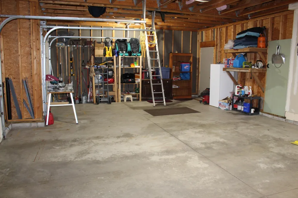 1205 Wendover Street NW Isanti, MN 55040