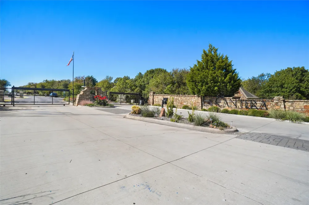 4401 La Cantera Court Fort Worth, TX 76108