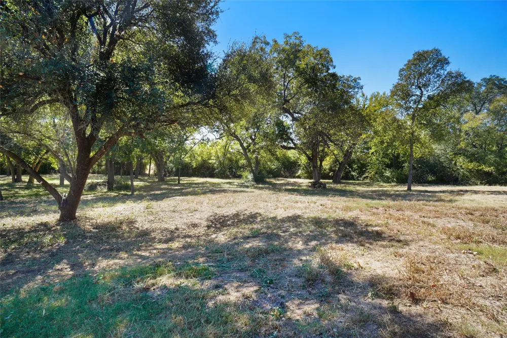 4401 La Cantera Court Fort Worth, TX 76108