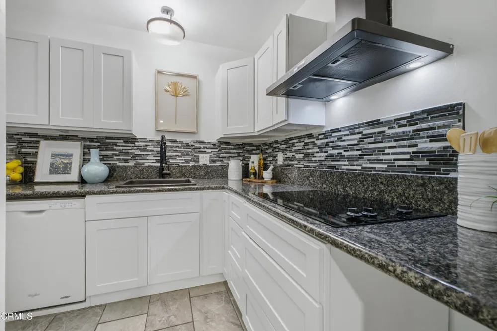 245 Aster Street #6 Laguna Beach, CA 92651