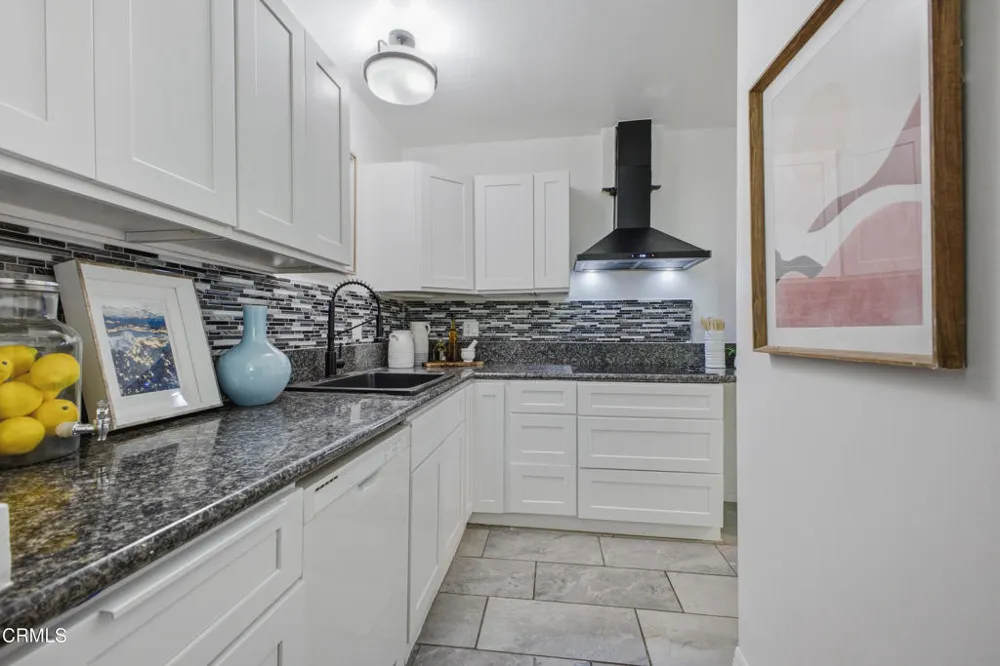 245 Aster Street #6 Laguna Beach, CA 92651