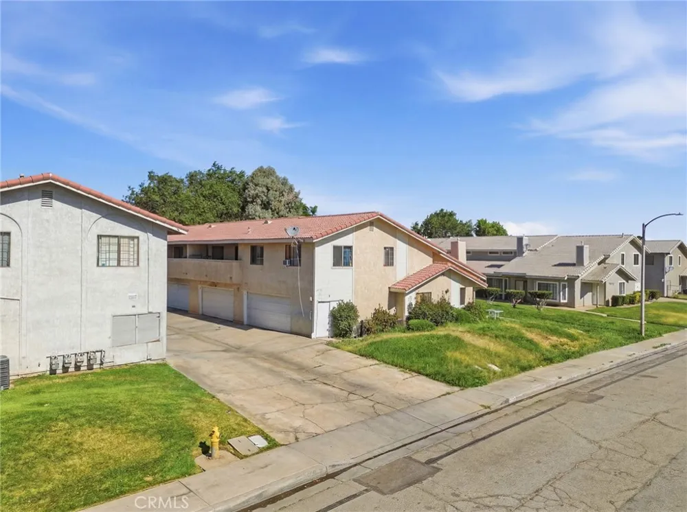 43731 8th Street E Lancaster, CA 93535