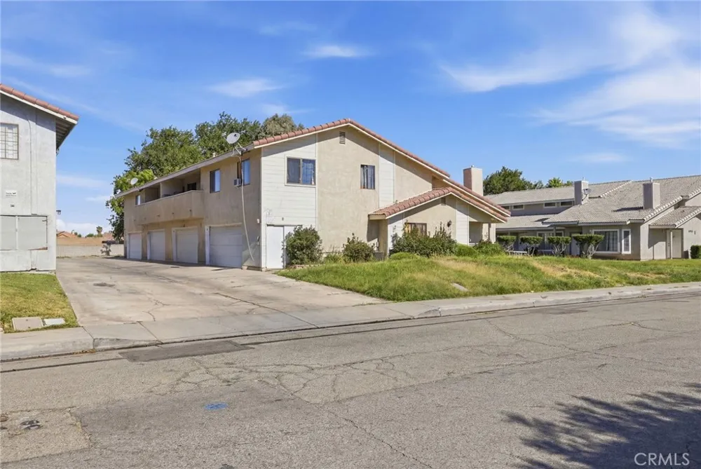 43731 8th Street E Lancaster, CA 93535