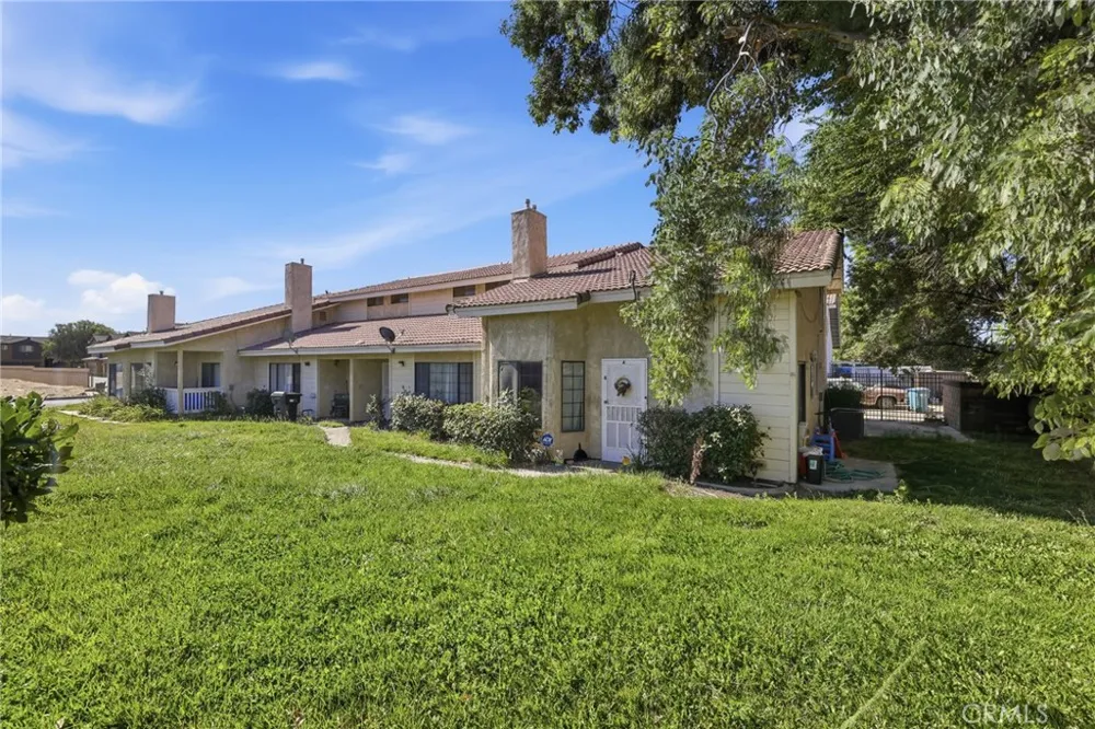 43731 8th Street E Lancaster, CA 93535
