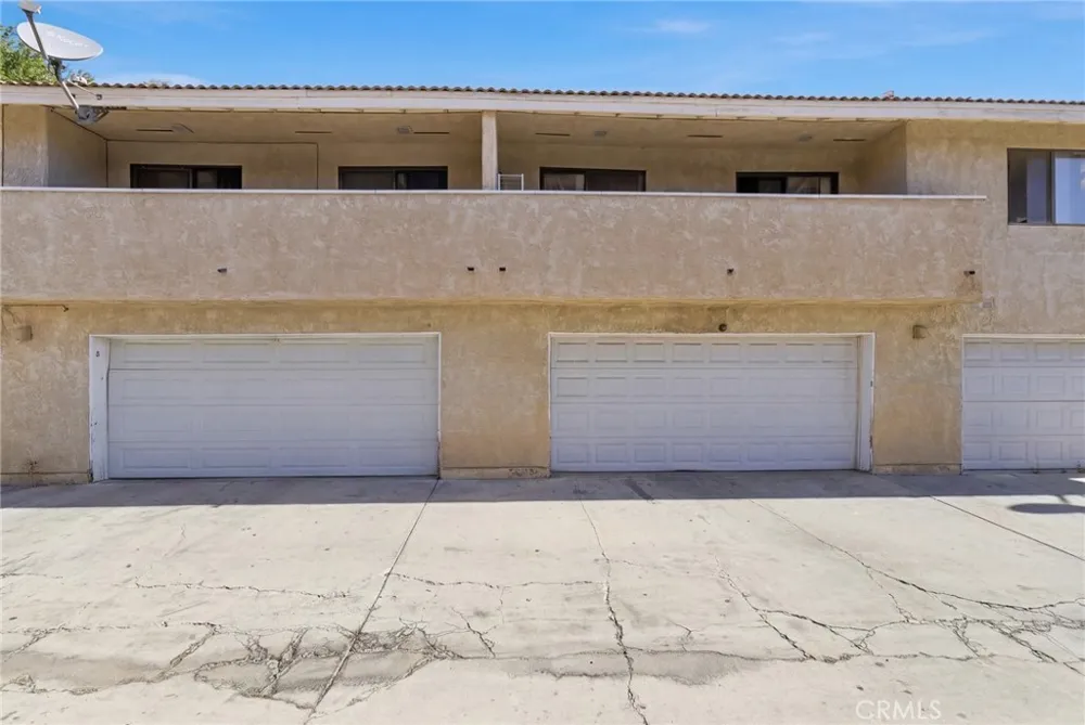 43731 8th Street E Lancaster, CA 93535