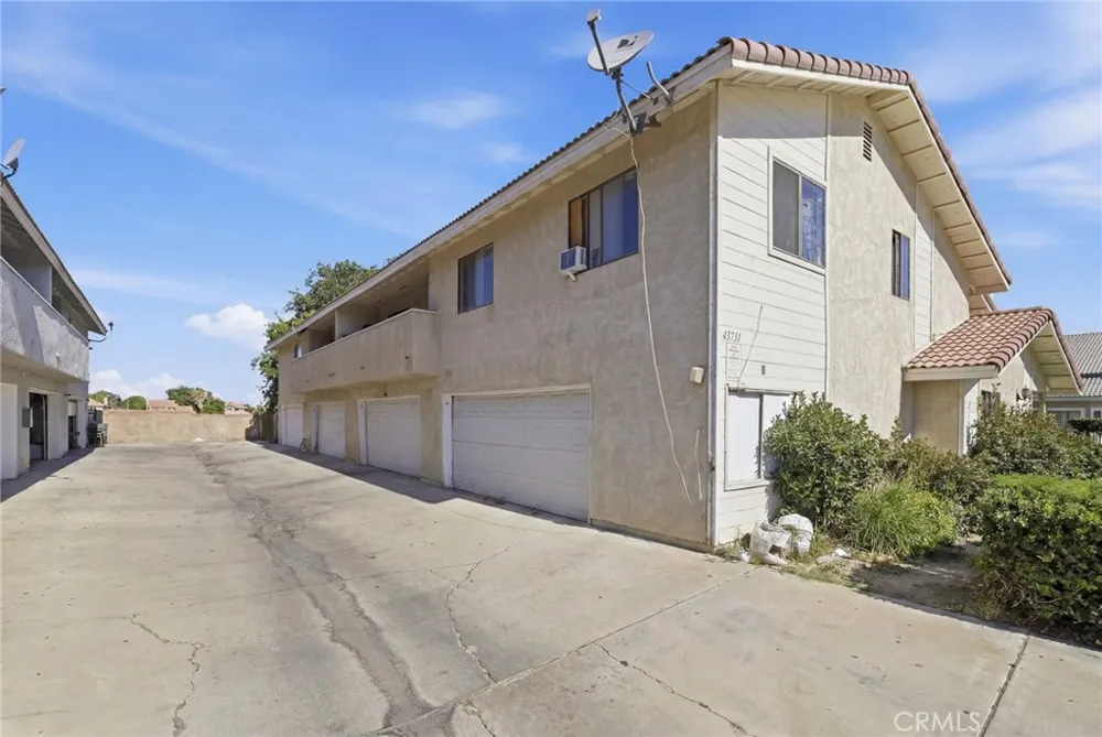 43731 8th Street E Lancaster, CA 93535