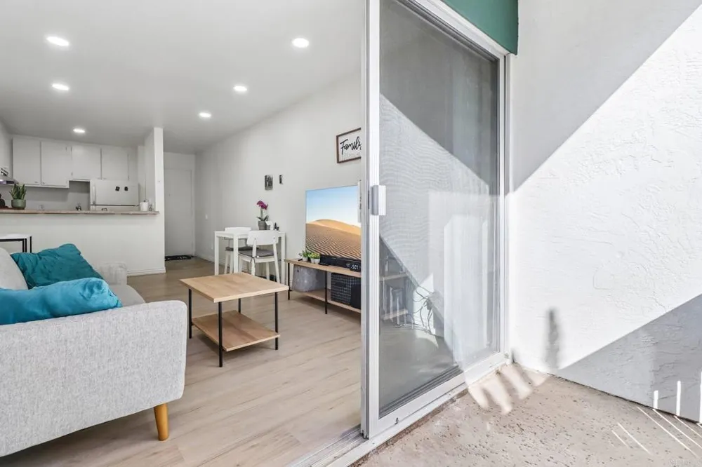 4060 Huerfano Avenue #106 San Diego, CA 92117
