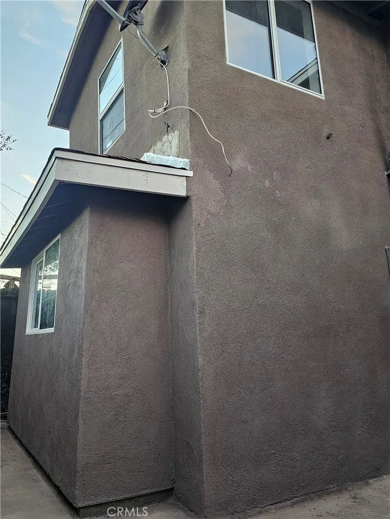 218 E 25th Long Beach, CA 90806