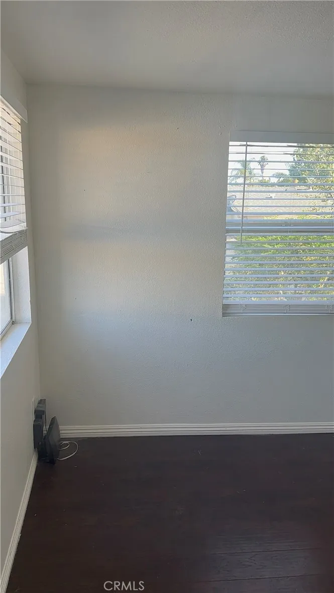 218 E 25th Long Beach, CA 90806
