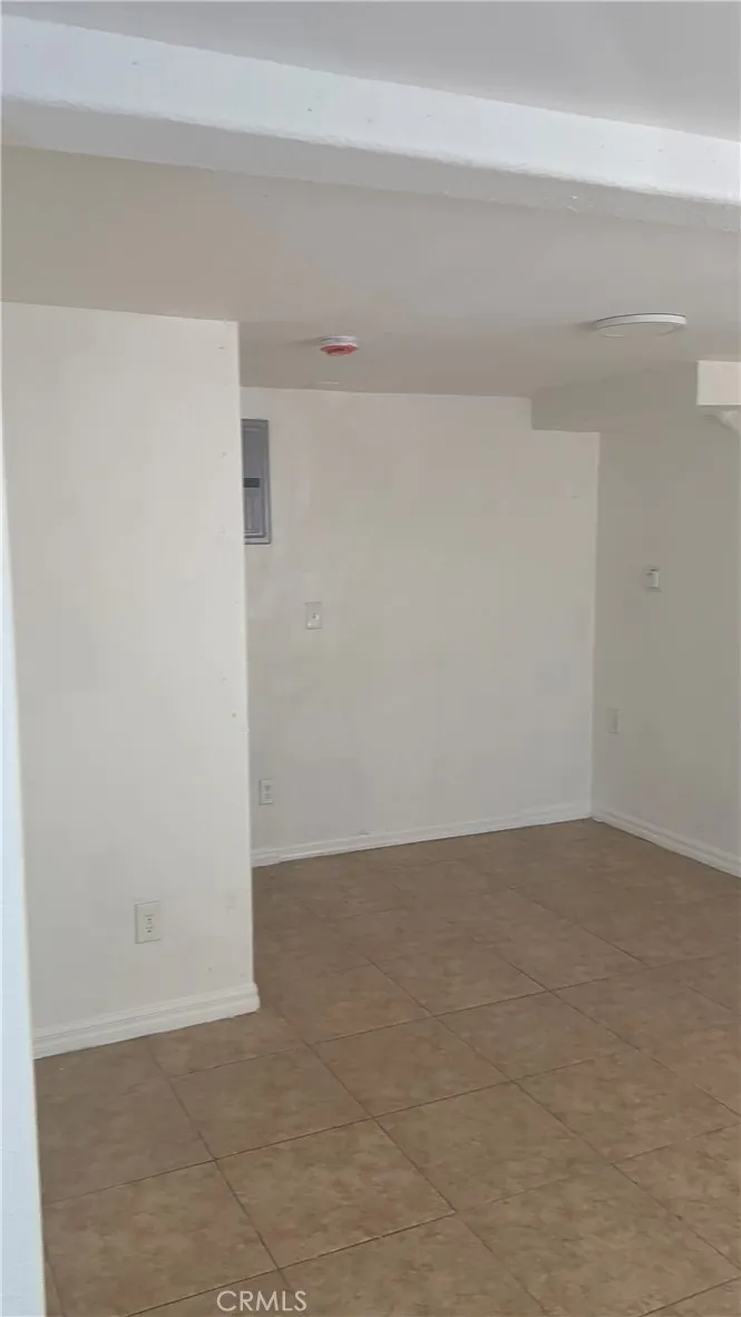 218 E 25th Long Beach, CA 90806