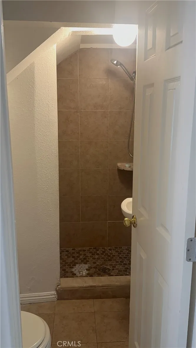 218 E 25th Long Beach, CA 90806