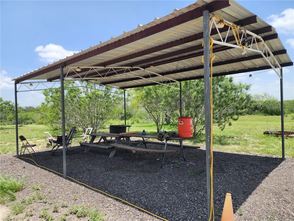 510 County Road 2391 Orange Grove, TX 78372