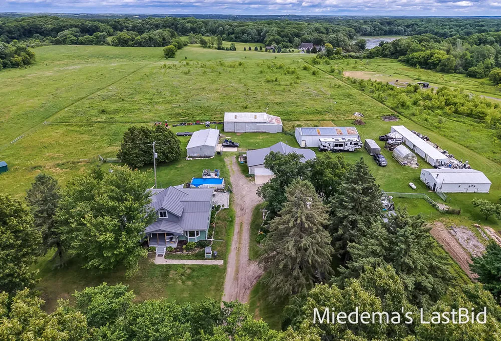 12915 Cassidy Road Assyria Township, MI 49021