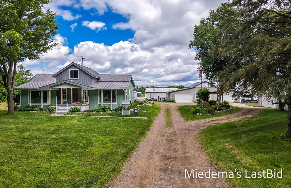 12915 Cassidy Road Assyria Township, MI 49021