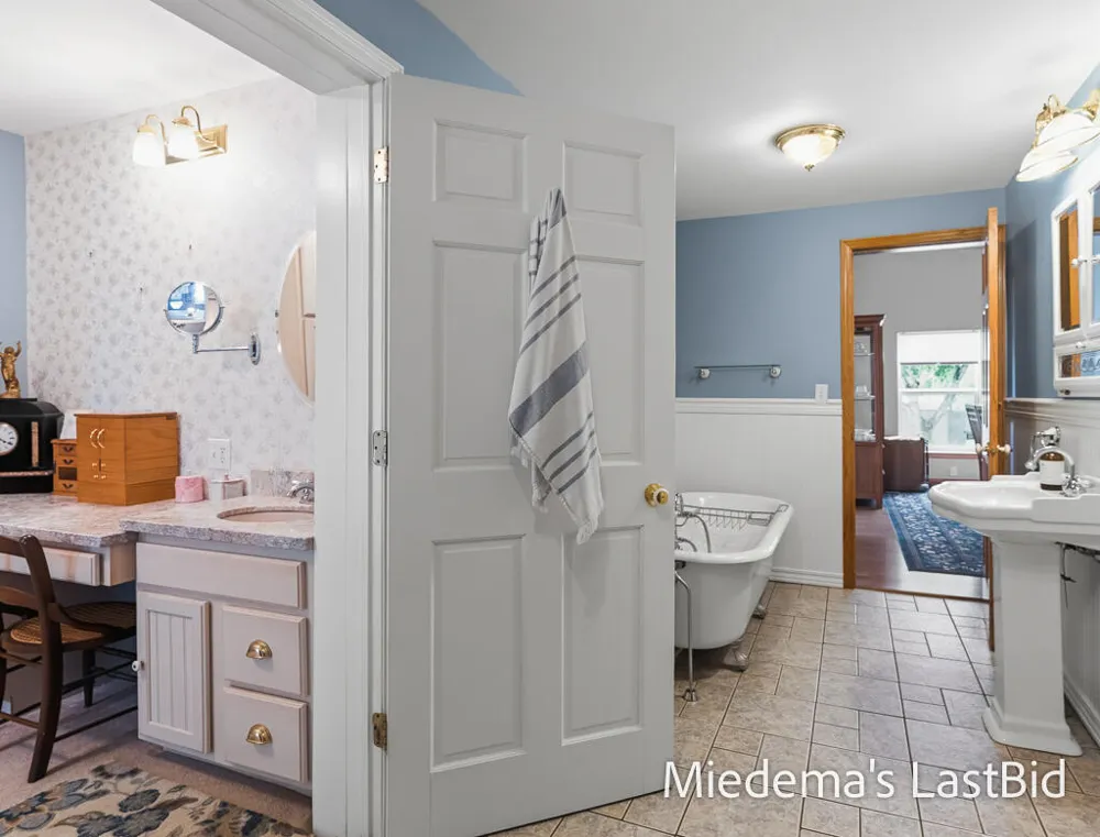 12915 Cassidy Road Assyria Township, MI 49021