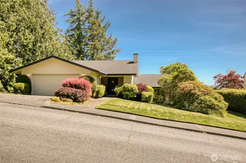 1300 Bel Aire Avenue