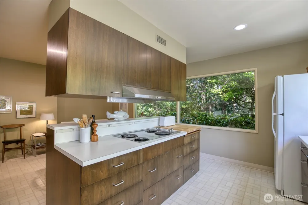 1300 Bel Aire Avenue Aberdeen, WA 98520