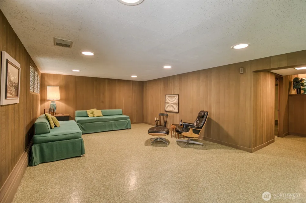 1300 Bel Aire Avenue Aberdeen, WA 98520