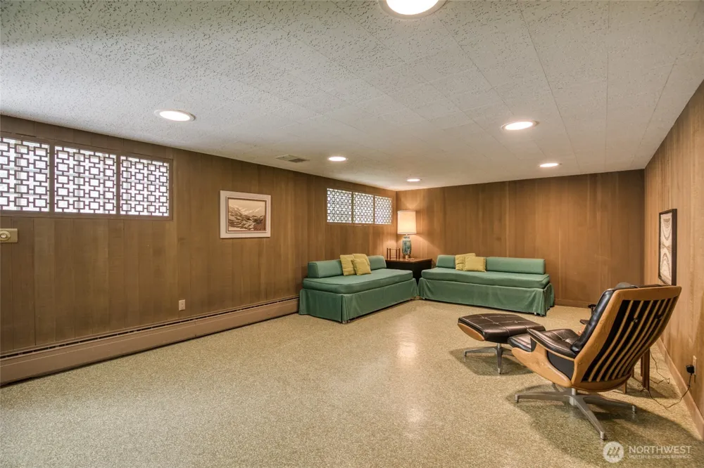 1300 Bel Aire Avenue Aberdeen, WA 98520