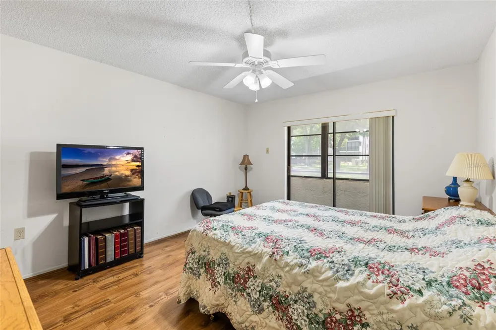 2587 COUNTRYSIDE BOULEVARD #6110 Clearwater, FL 33761