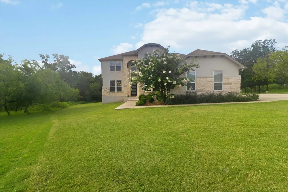 181 Pecos Street Cedar Creek, TX 78612