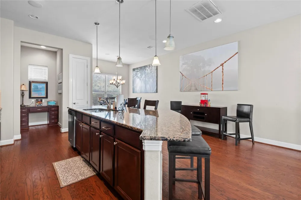 2818 Polk Street Houston, TX 77003